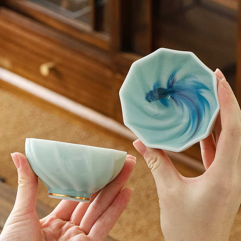 Celadon Ceramic Cup - Kreativer Longquan Celadon Teetasse in Sonderform
